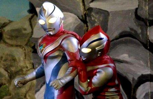 奥特曼吃茄瓜视频大全,趣味视频大全来袭！