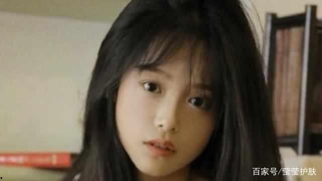 心动女孩欣欣吃瓜视频,揭秘网红吃瓜视频背后的故事