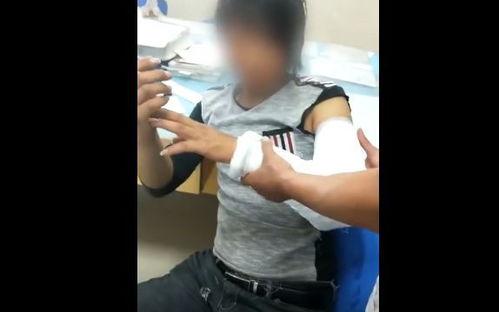 帅哥吃瓜视频全集,揭秘娱乐圈幕后真相，笑料连连